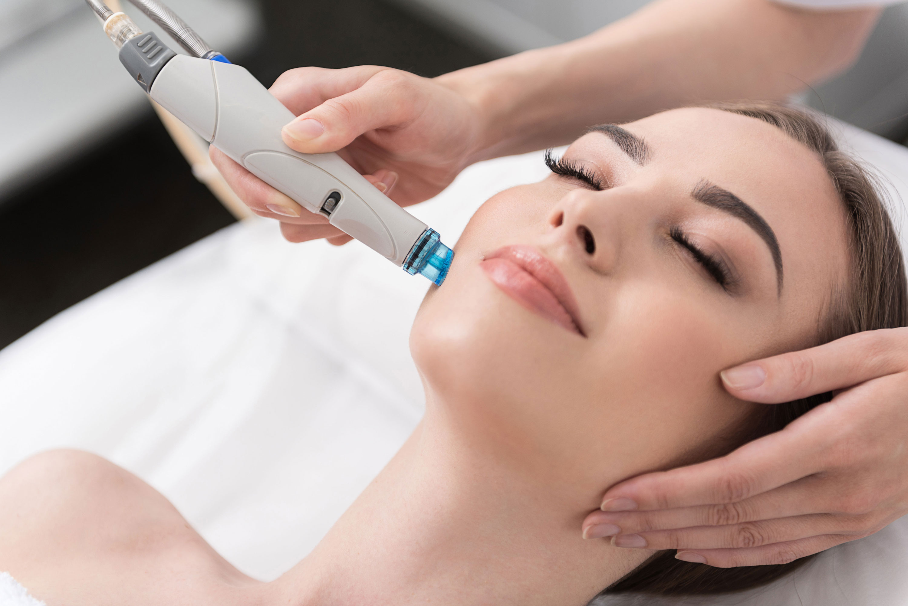 Dermabrasion Face/Neck 45 Minutes